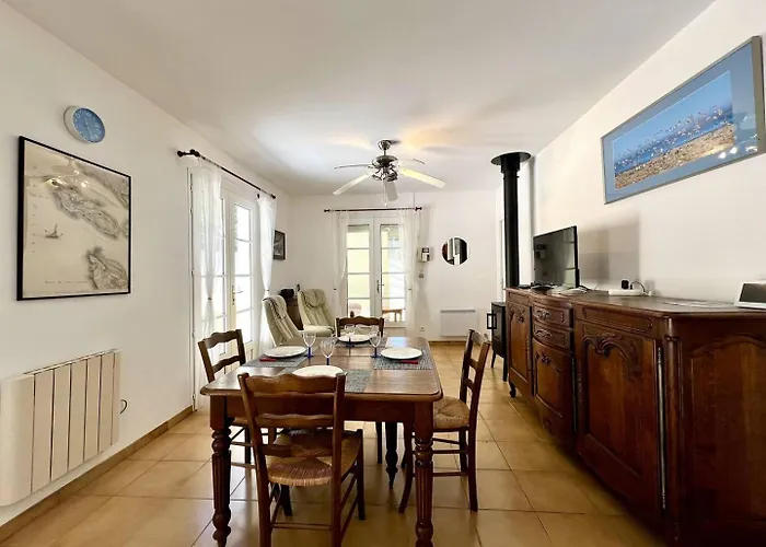 Maison 3 Pièces 4 Couchages Saint-georges D'oléron Sgo000-445 * Chaucre