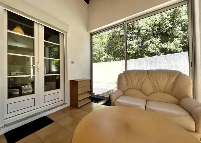 Maison 3 Pièces 4 Couchages Saint-georges D'oléron Sgo000-445 * Chaucre